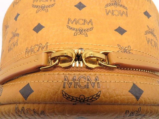 MCM ヴィセトス サイドスタッズ バックパック コニャック×GP PVC