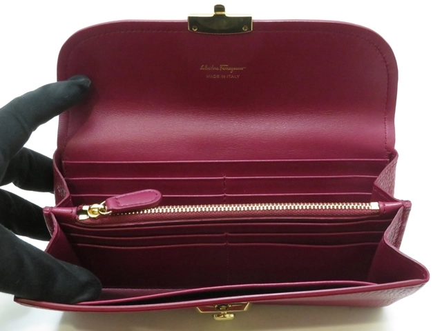 Salvatore Ferragamo サルヴァトーレ・フェラガモ 二つ折りZIP長財布 ワインレッド レザー KM-22 C224【430】2147200520094