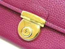 Salvatore Ferragamo サルヴァトーレ・フェラガモ 二つ折りZIP長財布 ワインレッド レザー KM-22 C224【430】2147200520094