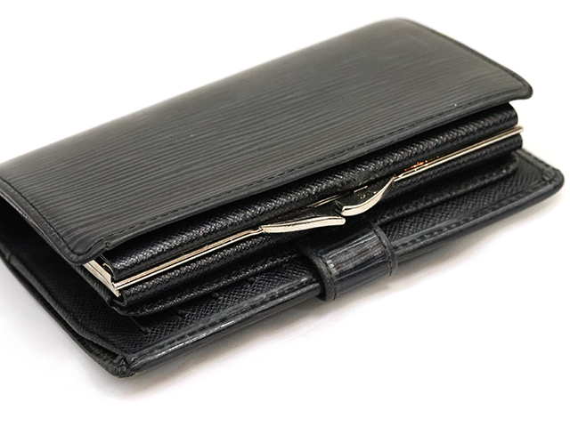 ‼️ルイヴィトン‼️ 二つ折り財布　エピブラック　M63972 内ポケットカード2枚