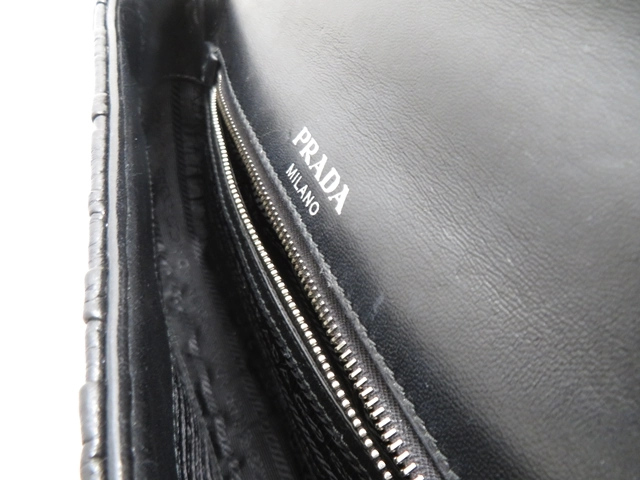 PRADA　プラダ　ギャザー　チェーンショルダー　ブラック　カーフ　2148103818677【437】