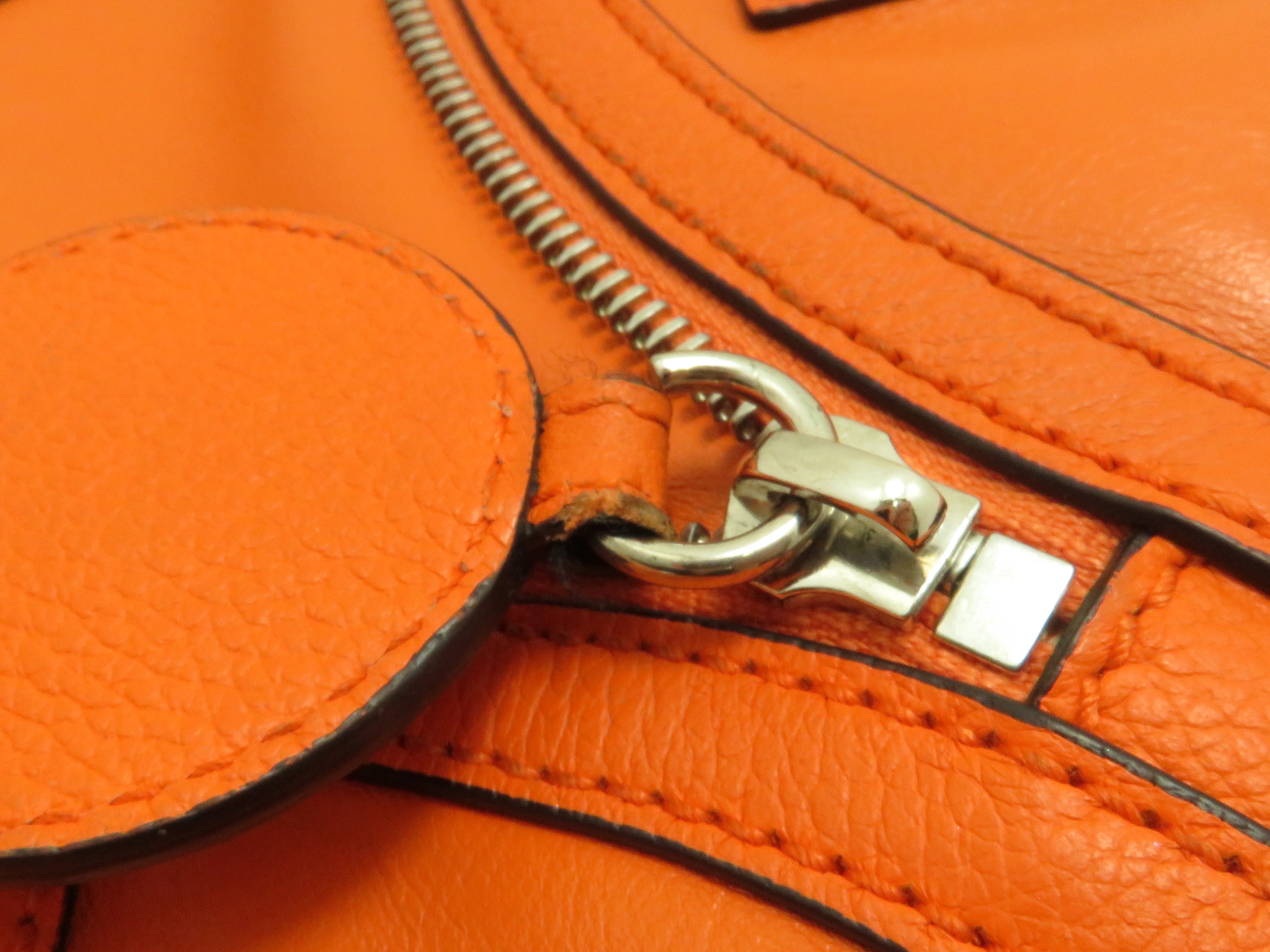 VERSACE ヴェルサーチェ ラメデューサ リピート スモール ホーボー