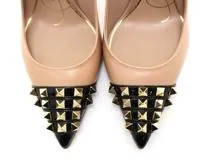 VALENTINO バレンチノ 靴 ロックスタッズパンプス レディース36ハーフ(約23～23.5cm) ベージュ ブラック カーフ WW0S0DF8 (2143000711885) 【200】