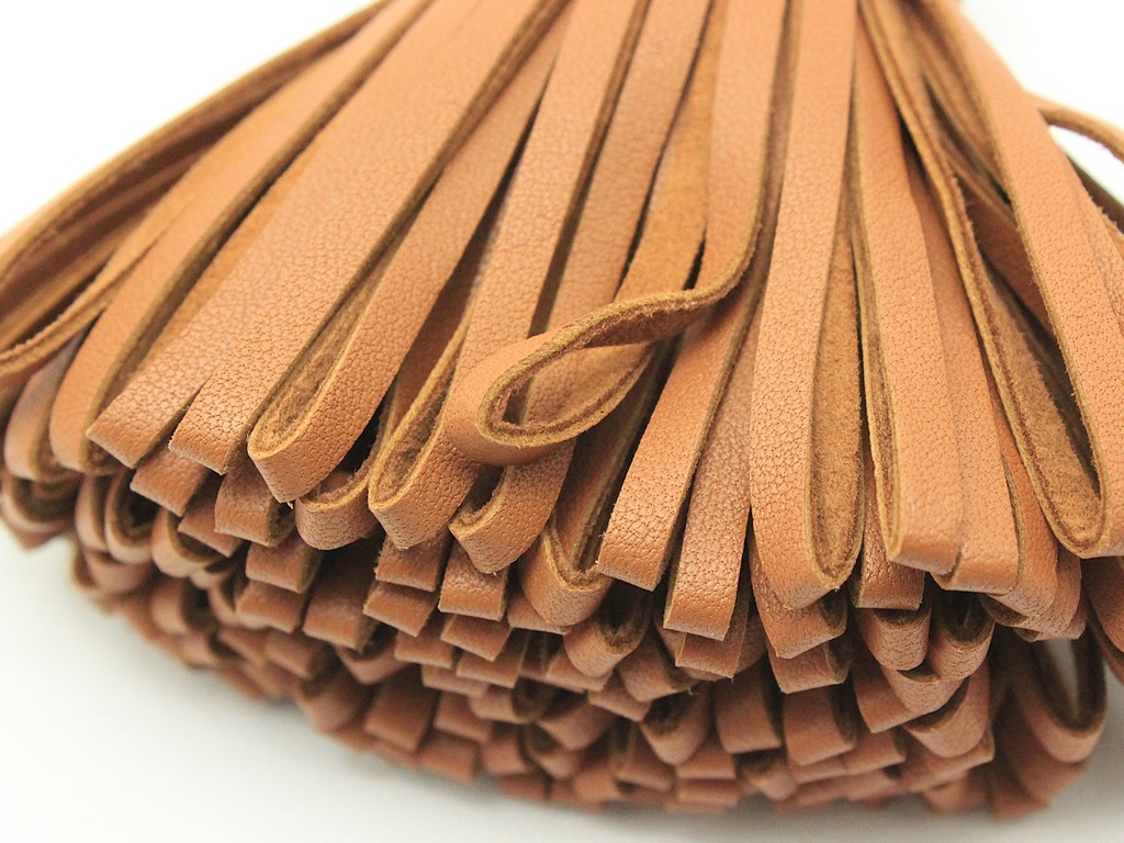HERMES エルメス キーホルダー カルメン ゴールド/シルバー金具
