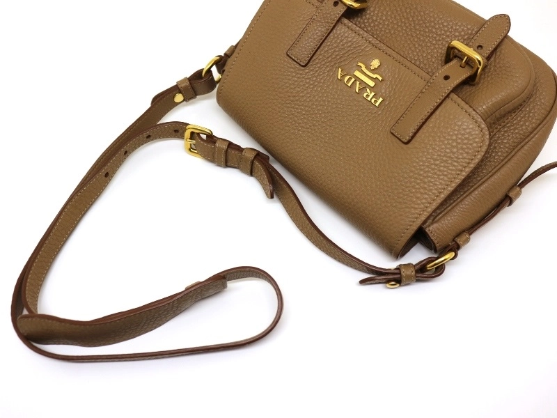 PRADA　プラダ　ショルダーバッグ　ワンショルダー　ベージュ　レザー　2148103808265　【中古】【大黒屋】【200】