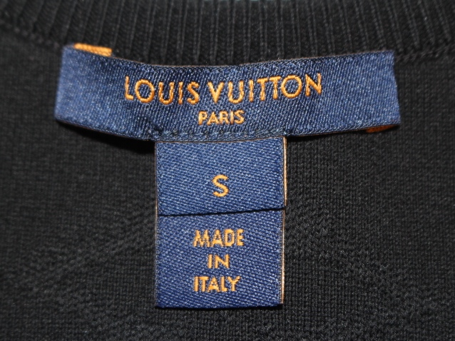 ルイヴィトン 17SS カシミヤ混 ストライプ ノースリーブ デザイン ニット ルイヴィトン 17SS カシミヤ混 ストライプ ノースリーブ デザイン ニット