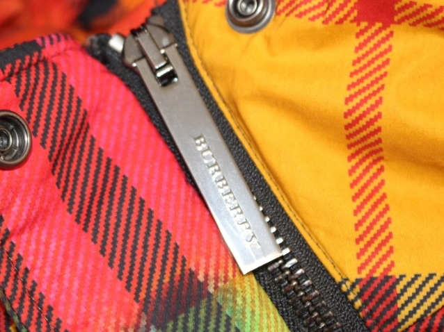 BURBERRY　バーバリー　衣類　ダウンジャケット　レディースM　マルチカラー／チェック　コットン　2148103621765　【200】