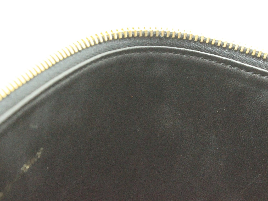 CHANEL シャネル ココマーク縦型バニティ ブラック/ゴールド金具 キャビアスキン A01998【472】YY