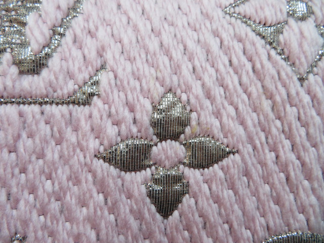 新品　ルイヴィトン マフラー エシャルプ ロゴマニア　シャイン　ローズバレリーヌ LOUIS VUITTON ルイヴィトン マフラー エシャルプ・ロゴマニア