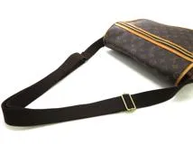 LOUIS VUITTON ルイヴィトン メッセンジャー・ボスフォールGM