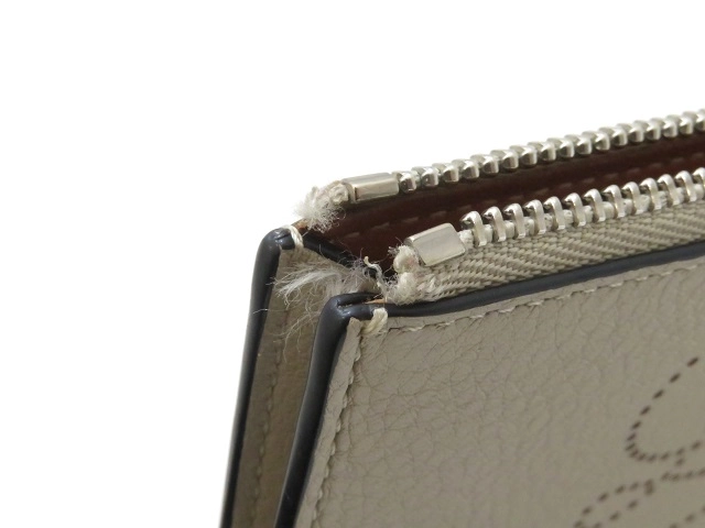 LOEWE ロエベ フラグメントケース ベージュ/ブラウン レザー C500O37X01【430】2120000311406