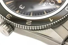 OMEGA オメガ 腕時計 2015年正規品 シーマスター 300m スペクター 7007本限定モデ﻿ル 233.32.41.21.01.001 ブラック文字盤 スティール 自動巻き【472】SJ