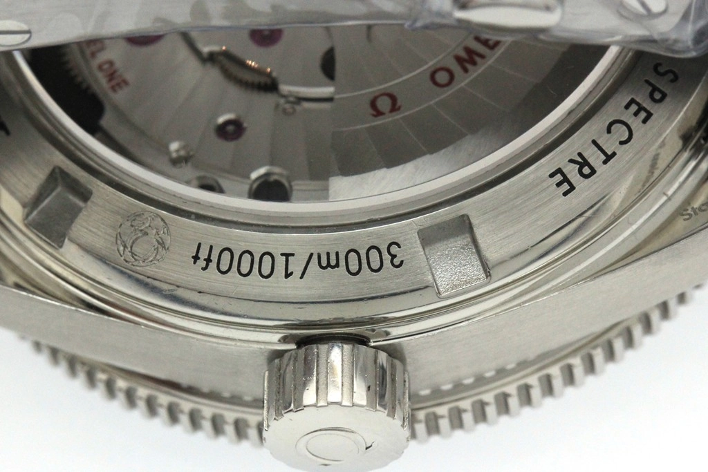 OMEGA オメガ 腕時計 2015年正規品 シーマスター 300m スペクター 7007本限定モデ﻿ル 233.32.41.21.01.001 ブラック文字盤 スティール 自動巻き【472】SJ