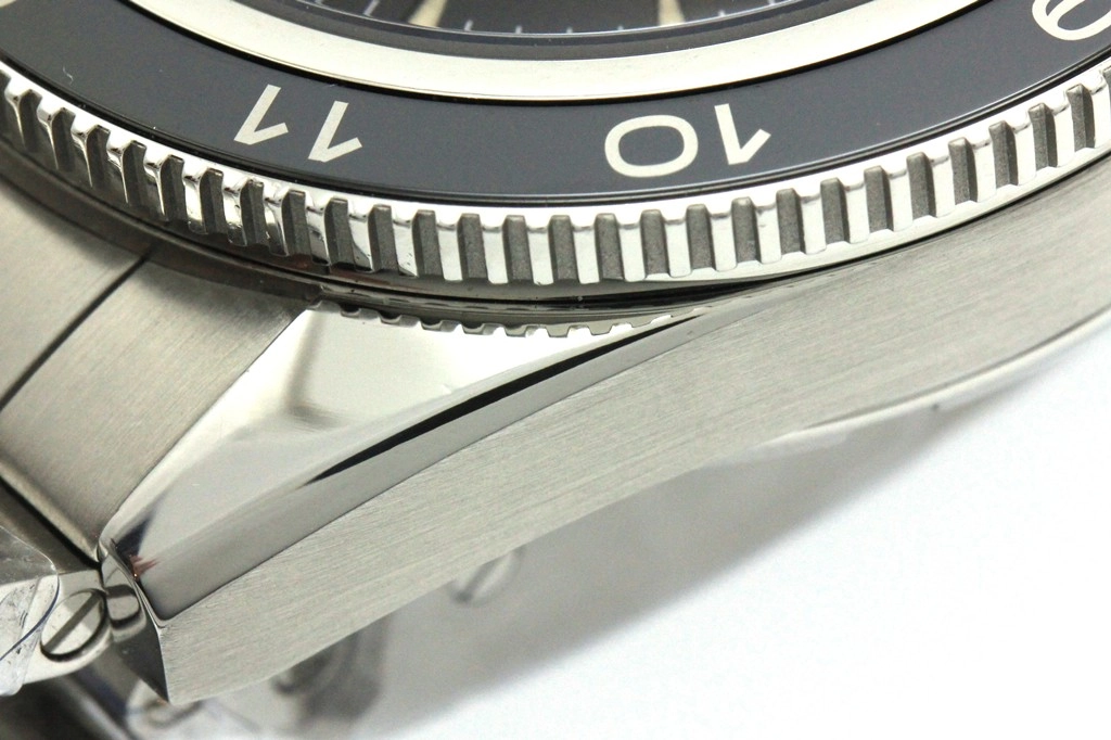 OMEGA オメガ 腕時計 2015年正規品 シーマスター 300m スペクター 7007本限定モデ﻿ル 233.32.41.21.01.001 ブラック文字盤 スティール 自動巻き【472】SJ