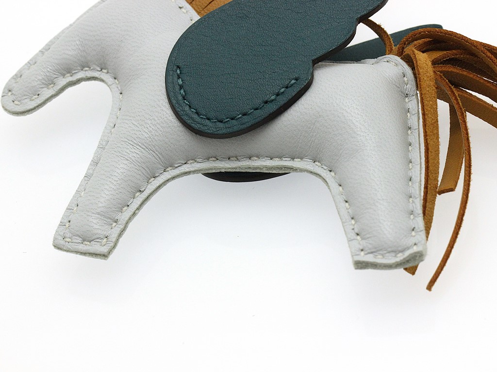 HERMES エルメス ロデオチャームペガサスPM ブルーブリュム