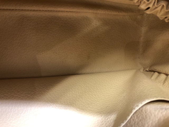 LOUIS VUITTON ルイ・ヴィトン クラッチバッグ トゥルース