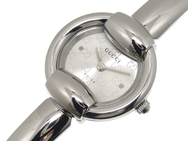 GUCCI グッチ バングルウォッチ レディース 腕時計 クォーツ シルバー GUCCI グッチ レディース腕時計 バングルウォッチ ガーネット