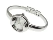 GUCCI グッチ 1400L バングルウォッチ クォーツ シルバー 楽天市場】[中古] グッチ 1400L バングルウォッチ クォーツ