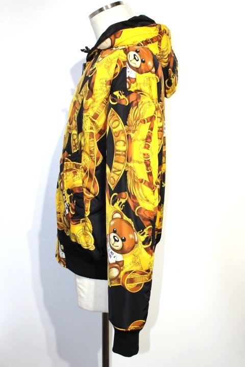 MOSCHINO モスキーノ 衣類 ブルゾン ボンバージャケット MOSCHINO モスキーノ 衣類 ブルゾン ボンバージャケット