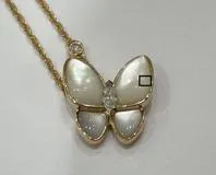 Van Cleef & Arpels　ヴァン クリーフ&アーペル　ドゥパピヨン　VCAR08F000　ネックレス　K18ピンクゴールド　白蝶貝　ダイヤモンド【430】2143100430990