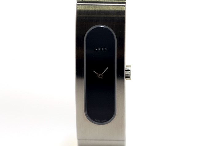 GUCCI グッチ 2400S ステンレス 黒文字盤 ブラック 電池式