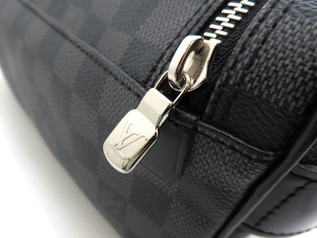 LOUIS VUITTON ルイヴィトン トラベルポーチ トワレ・ポーチ