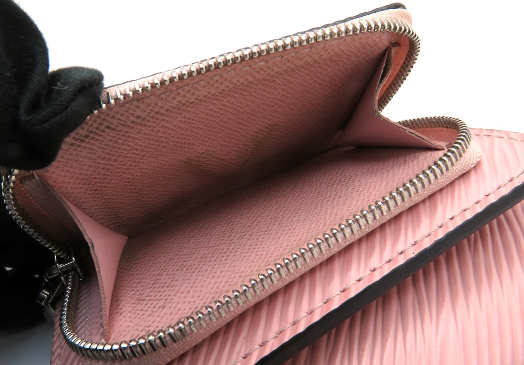 LOUIS VUITTON ルイヴィトン ポルトフォイユ・ツイスト M62934
