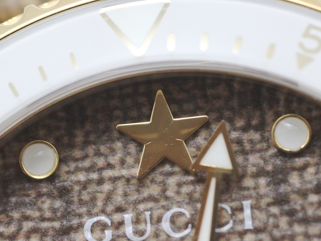GUCCI グッチ 腕時計 ダイブ ドラえもんxGUCCI YA136334