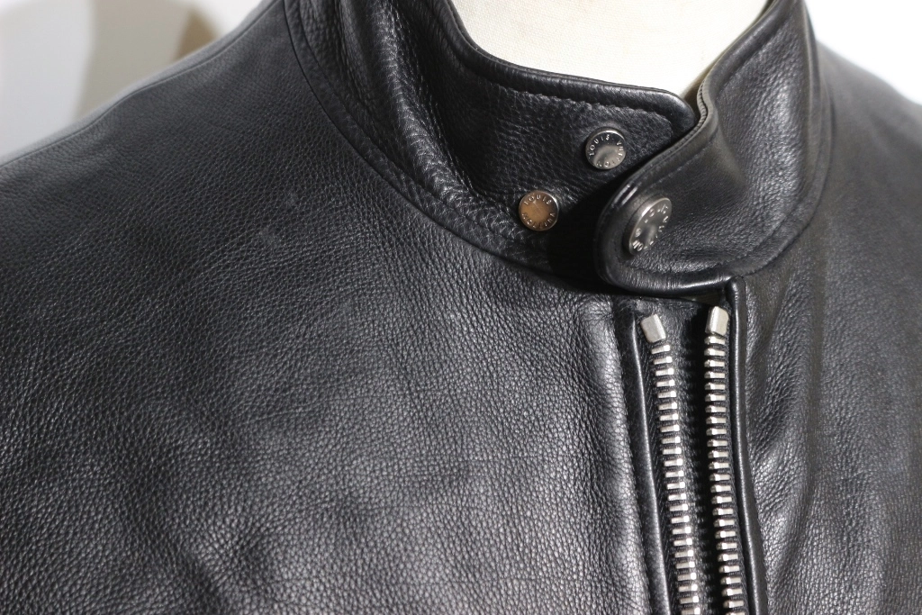 LOUIS VUITTON　ルイヴィトン　衣類　ジップアップレザージャケット　メンズ48　ブラック　RM171Q KB4 HAL52E　2120500250601　【432】