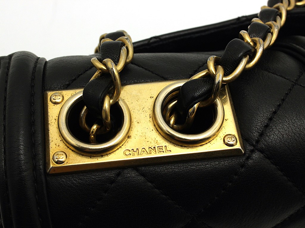 CHANEL シャネル マトラッセWチェーンショルダー ブラック