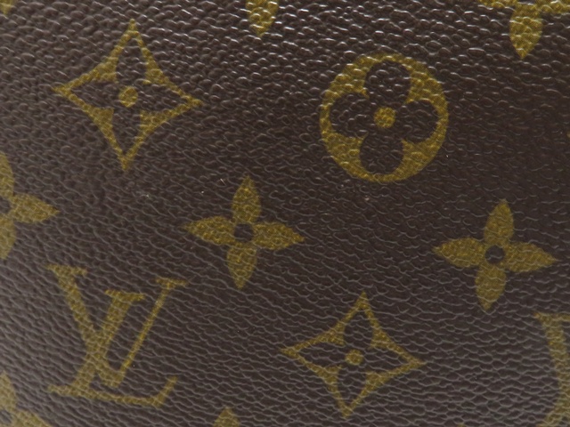 LOUIS VUITTON ルイヴィトン　モノグラム リポーター GM LOUIS VUITTON（ルイ・ヴィトン） リポーターGM モノグラム