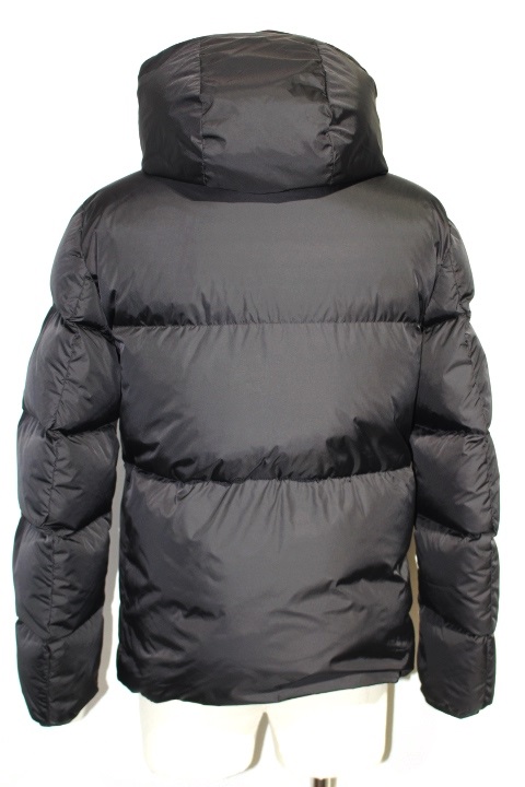 MONCLER モンクレール 衣類 ダウンコート MONTCLA メンズ1