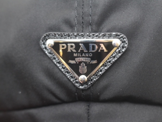 PRADA プラダ 帽子 Re-Nylonトライアングルロゴ キャスケット