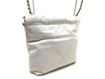 CHANEL　シャネル　ショルダーバッグ　シャネル２２　ミニ　ホワイト／ＧＰ　ゴールド金具　AS3980　2120000324734　【中古】【大黒屋】【200】