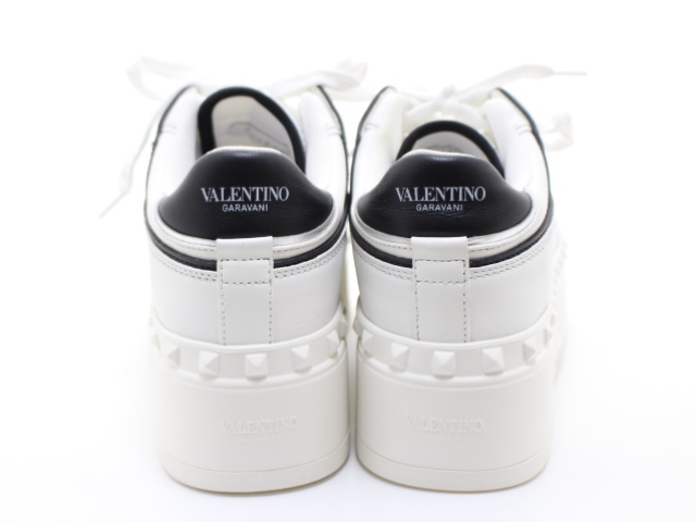 VALENTINO バレンチノ 靴 フリードット ロートップスニーカー