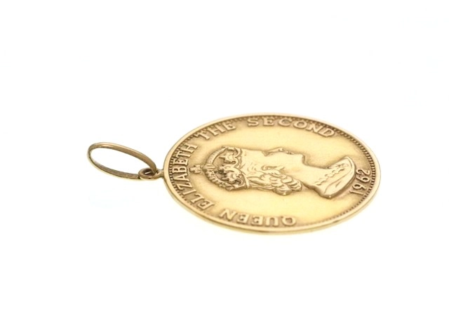JEWELRY ノンブランド ジュエリー エリザベス コインモチーフ ペンダント トップ K18 イエローゴールド 2.6g【473】