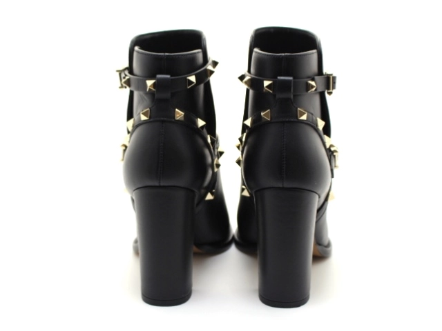 VALENTINO バレンチノ 靴 ロックスタッズアンクルブーツ レディース37(約23.5cm) ブラック 革 DZ710 2 (2148103863707) 【200】