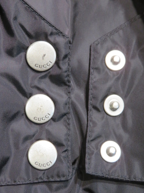 Gucci グッチ ダウン ジャケット メンズ 44 ブラック ナイロン 432 の購入なら 質 の大黒屋 公式