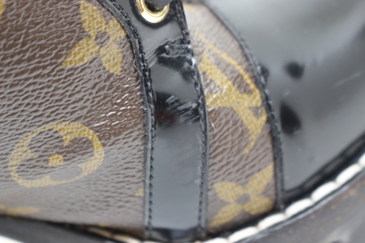 LOUIS VUITTON ルイヴィトン スタートレイル・ライン アンクル