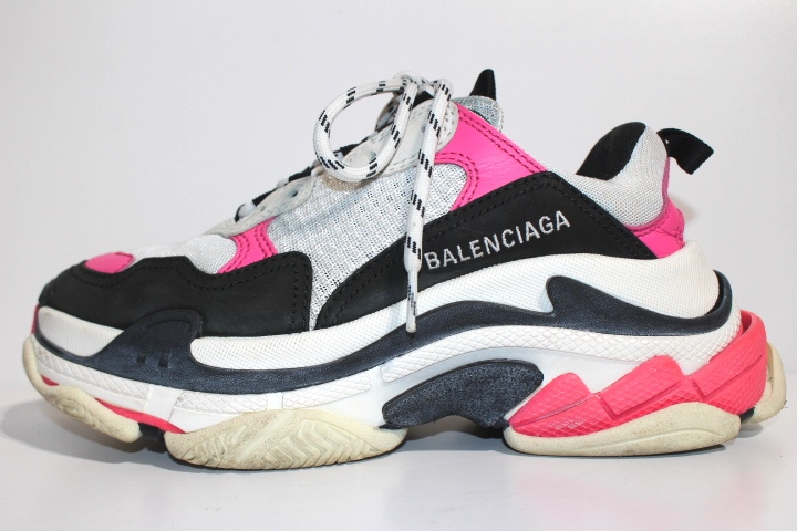 BALENCIAGA バレンシアガ TRIPLE S スニーカー トリプルS 524039