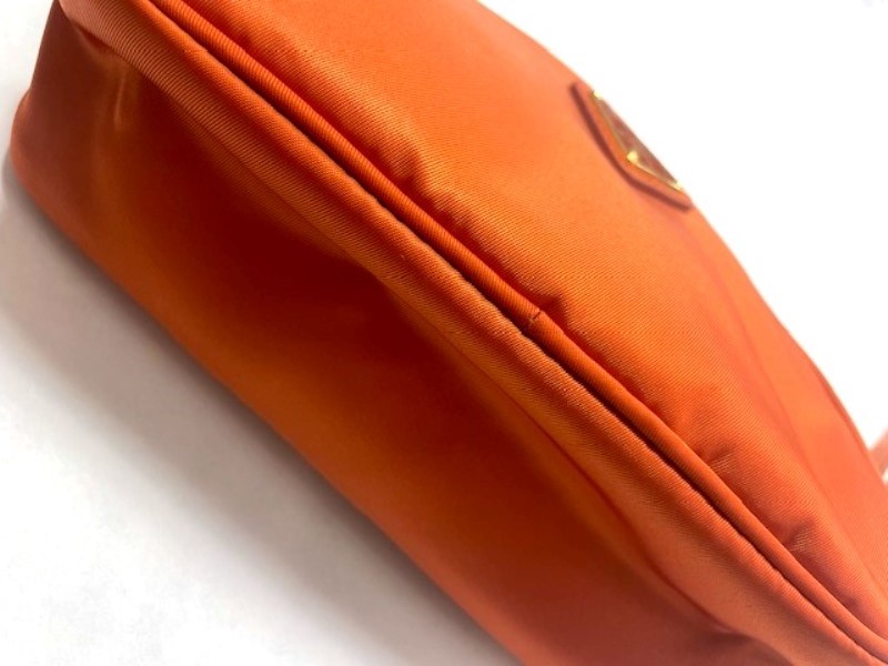 PRADA プラダ ミニポーチ 1N1867 ナイロン／サフィアーノ
