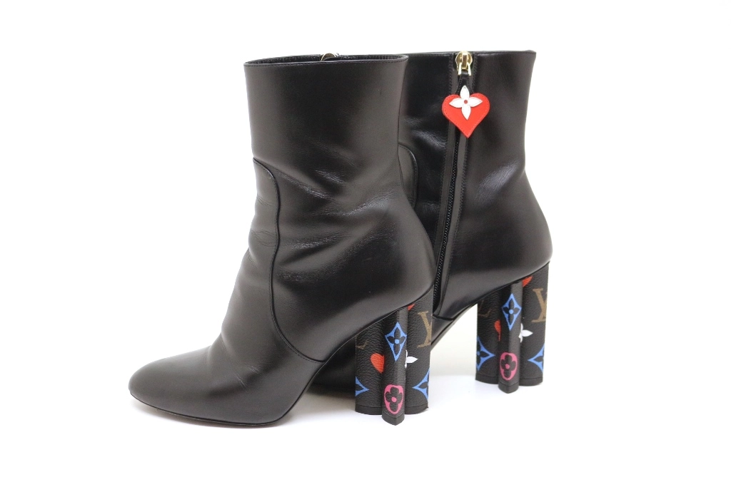 LOUIS VUITTON ルイヴィトン シルエットライン ショートブーツ レディース35（約22.5㎝） ブラック/マルチカラー レザー M11165