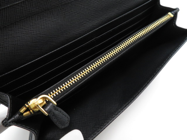 PRADA プラダ 二つ折り長財布 サフィアーノ ブラック1M1132【473