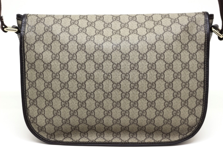 ✨高級✨ グッチ　GG PVC レザー　ショルダーバッグ　メッセンジャーバッグ GUCCI グッチ ショルダーバッグ GGスプリーム メッセンジャー