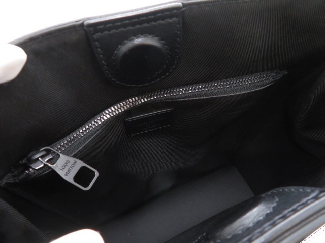 LOUIS VUITTON ルイヴィトン サックプラ・フォールド ハンドバッグ