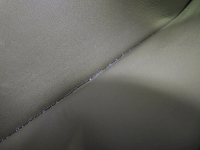 LOEWE ロエベ ペブル 長財布 コンティネンタルウォレット カーキ カーフ【473】