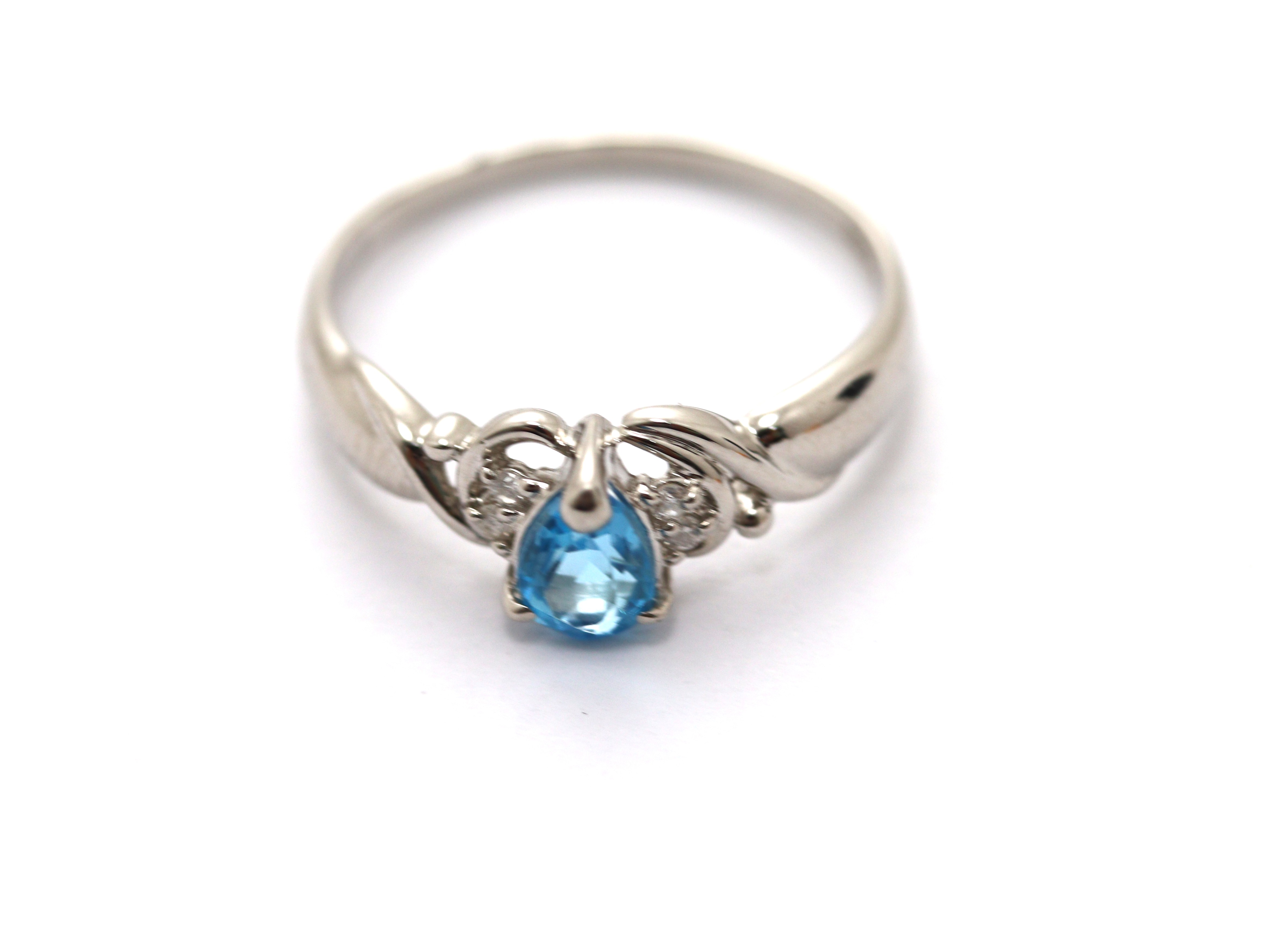 ⭕️最終価格⭕️pt900 ブルートパーズ　ダイヤモンドリング 13号 ⭕️最終価格⭕️pt900 ブルートパーズ ダイヤモンドリング 13号