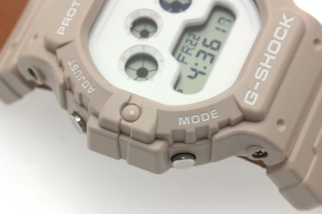 CASIO カシオ 腕時計 G-SHOCK デジタル Hender Scheme コラボレーション DW-5600HS-4JF 樹脂／革 電池式【472】SJ