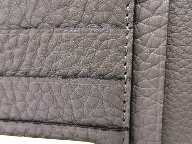 FENDI フェンディ ピーカブー セレリア 両面財布 長財布 ロング