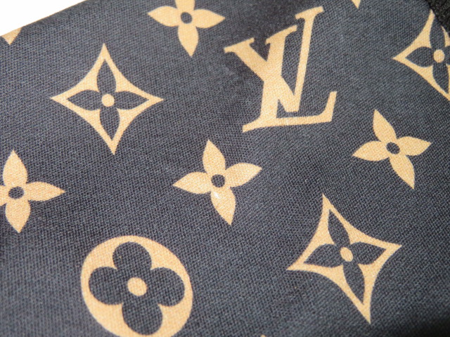 LOUIS VUITTON ルイヴィトン Tシャツ レディース S ブラック LOUIS VUITTON ルイヴィトン Tシャツ レディース S ブラック
